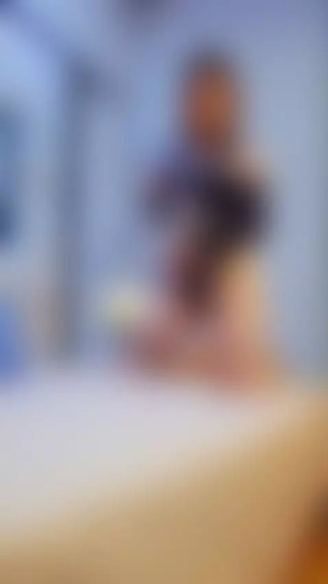 Spank my big hot ass and make me come super🔥🥵 by elizabethadams1