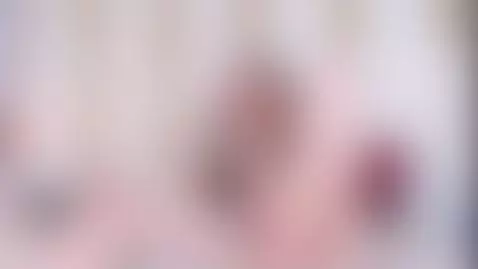 I love to see how he opens the lips of my pussy💦 by elizabethadams1