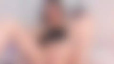 My pussy is very hot, I want you to abuse it with your big c... by elizabethadams1