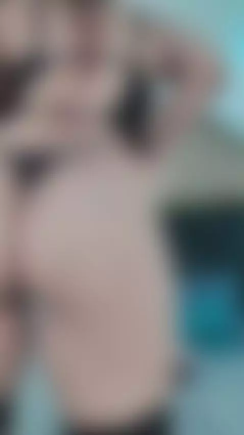 TODAY WE BURN CALORIES… AND DESIRE 😏🔥 by karlagonzales