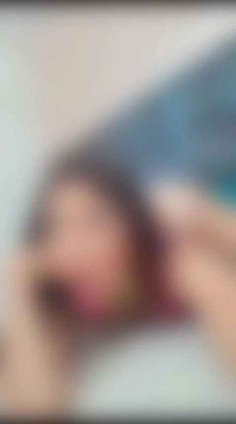 hello guys kiss by emilyreevess