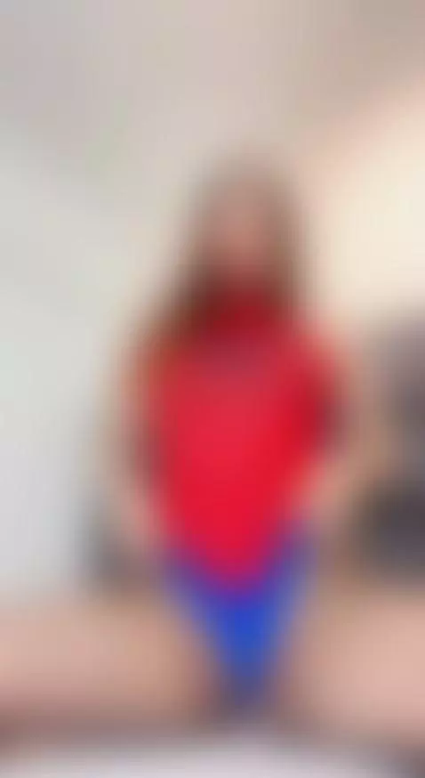 Come here and make explode this sipdergirl by emilyreevess