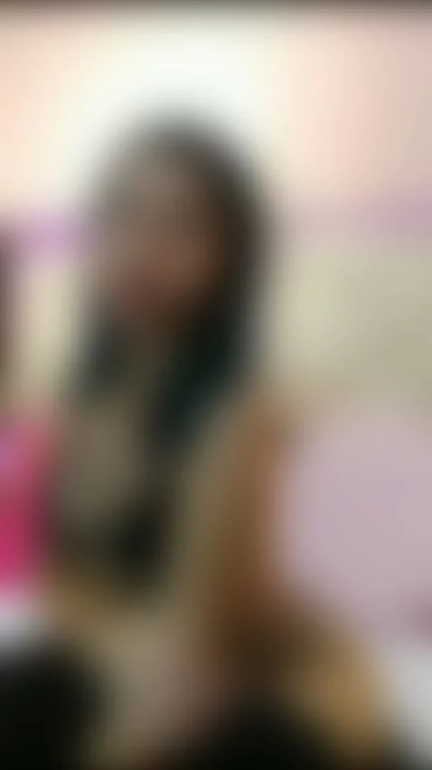 ONLINE NOW by ashleyprada