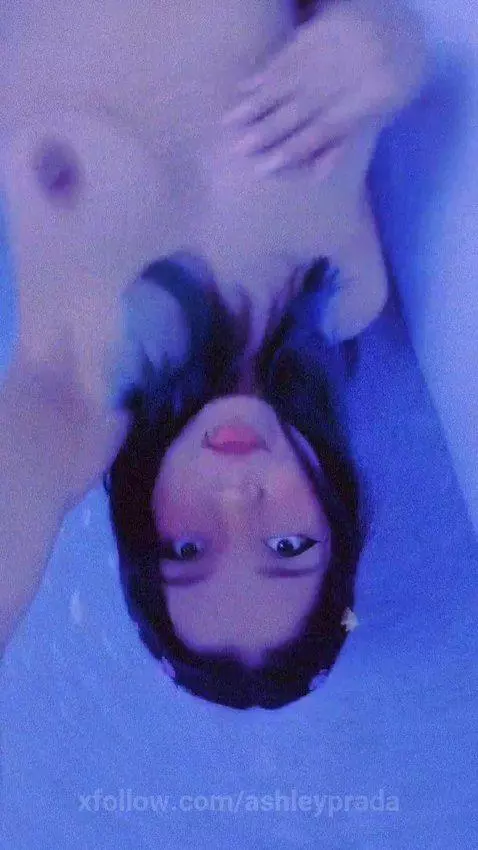 Come to enjoy my body online♥ by ashleyprada