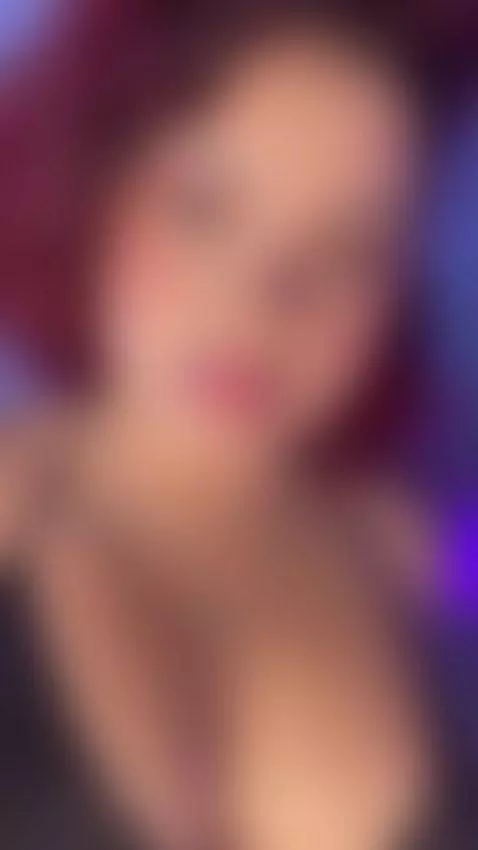 Online 💙💙 by lunamartiinez1