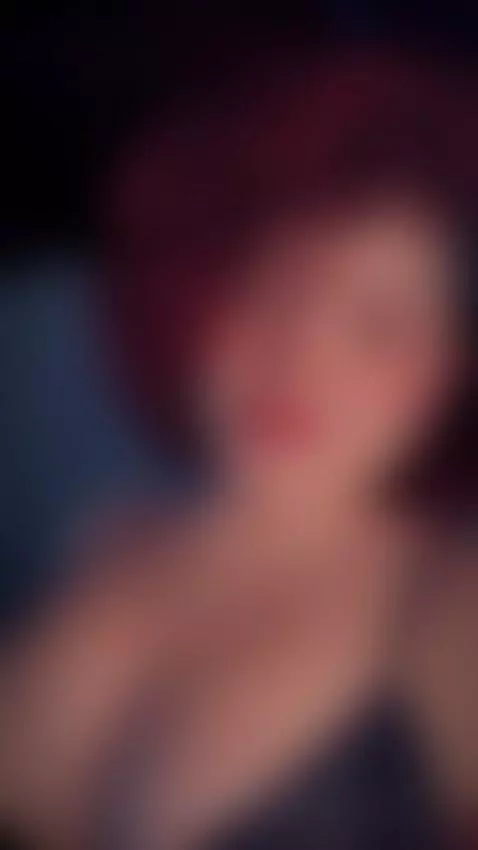 Just give me a kiss 😘 by lunamartiinez1