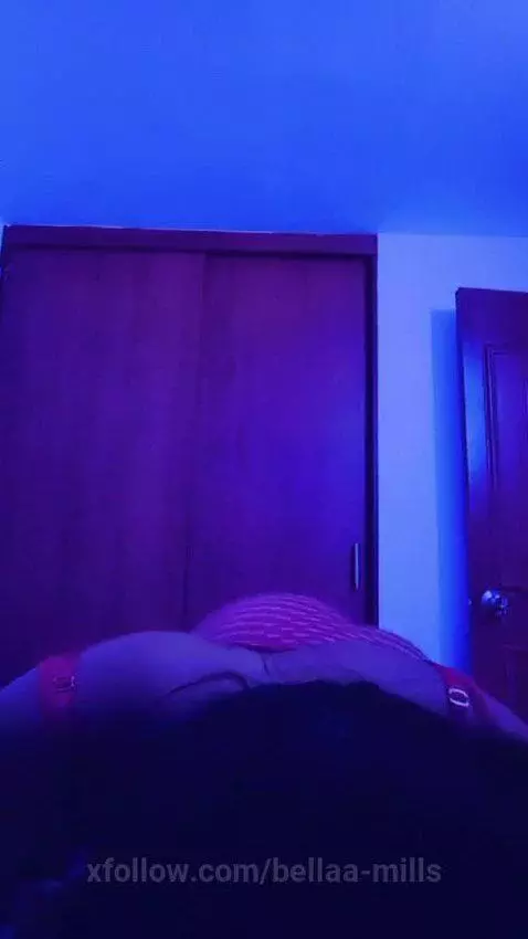 mi enorme culo by bellaa-mills