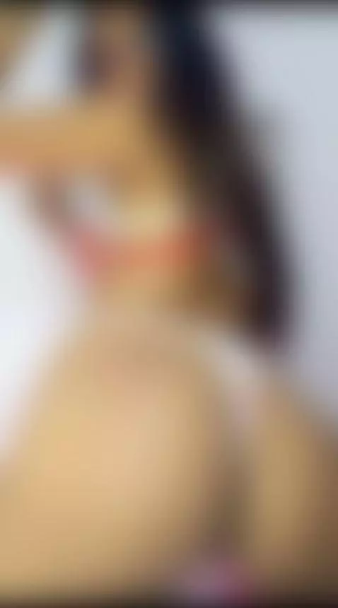 Come here!! by aishajacobs