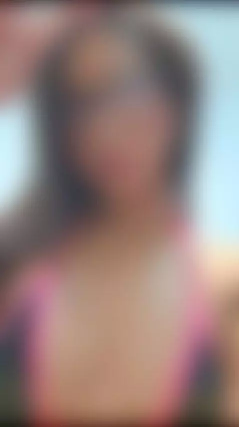 Hi guys, Im  Online by aishajacobs