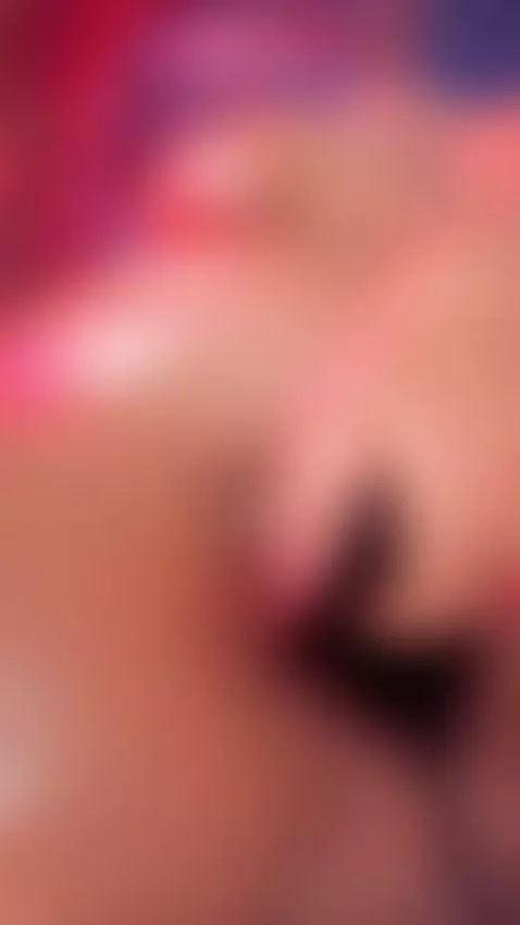 MY LEGS SHAKE WITH PLEASURE by hurrenmatt