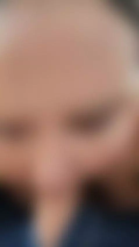 Greedy fat woman: Extreme deepthroat with a lot of drool by hurrenmatt