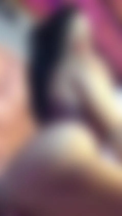 kisses by naomiprada