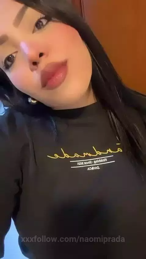 hey Im Online NOW!! by naomiprada