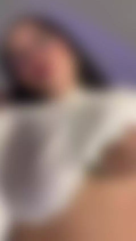 hello  so  you wanna play with my tits by naomiprada