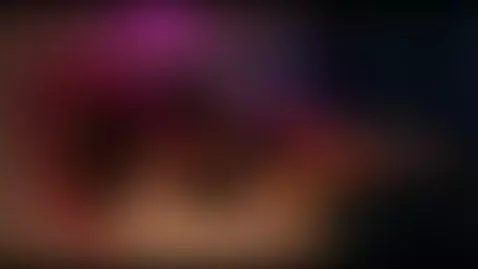 Roses 🌹🥀 by abighaiilrusse