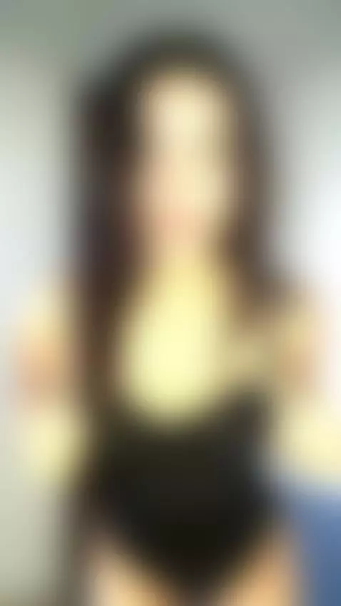 latina, teen18+ by minina-cattiva