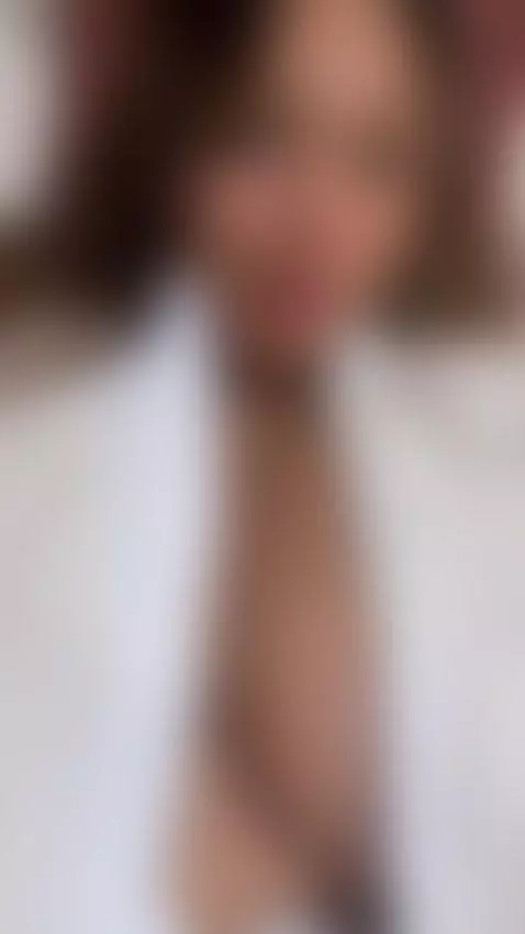 Do you like good nights?
I'll wait for you on my blue page💙
... by abbyrosse