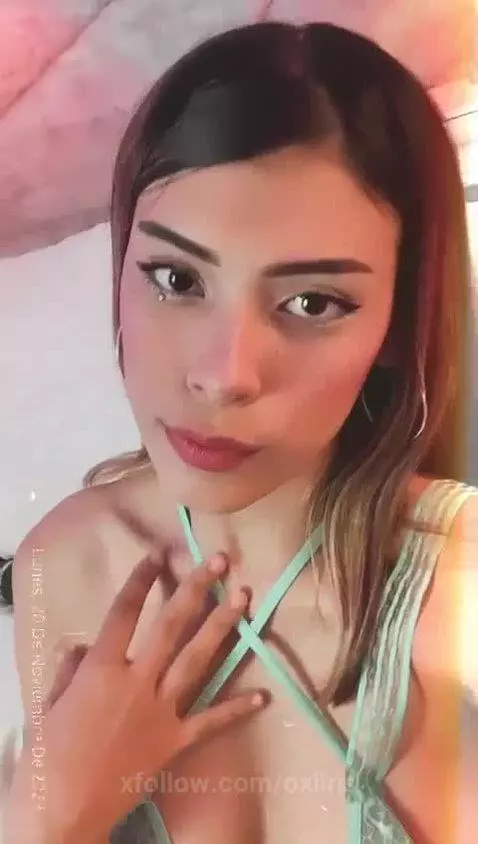 look down, im here ♥ by oxiiris