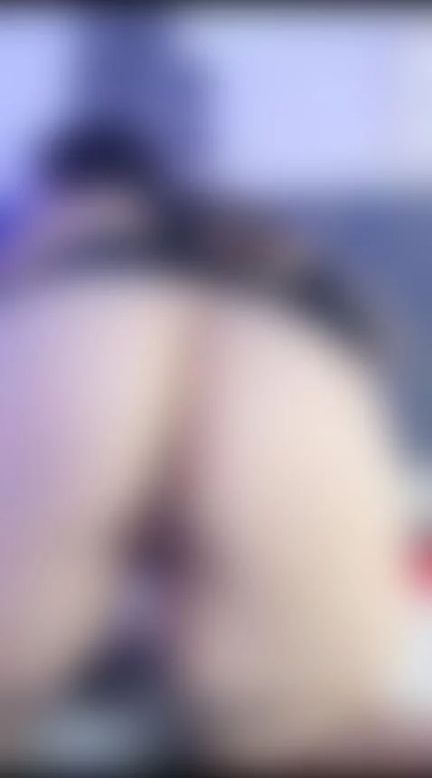 U Like My Ass???? by miaa-garcia