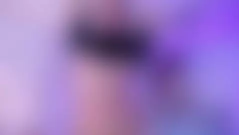 Heyy!! Sexy latina ONLINE >> https://www.camsoda.com/april-b... by april-bowie