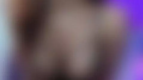 Hey there!!! ♥ I'm online by april-bowie