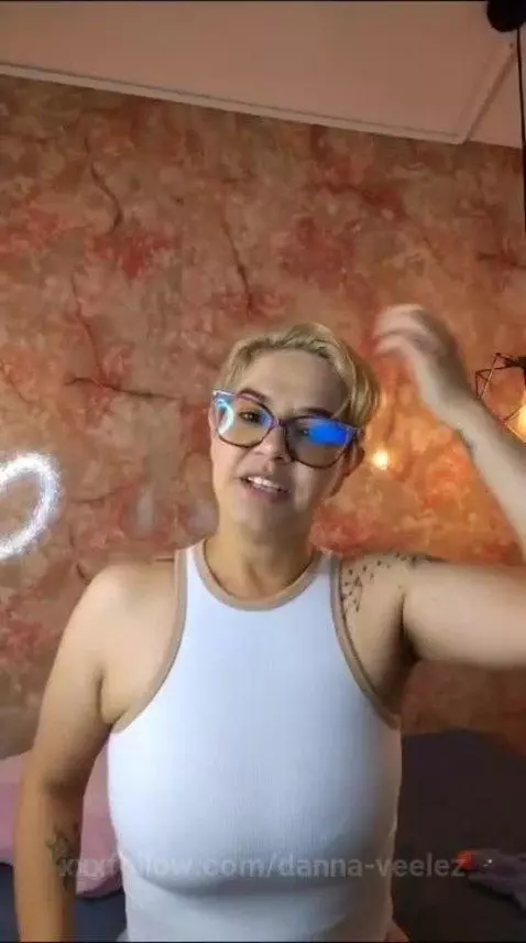 shy and naughty by danna-veelez