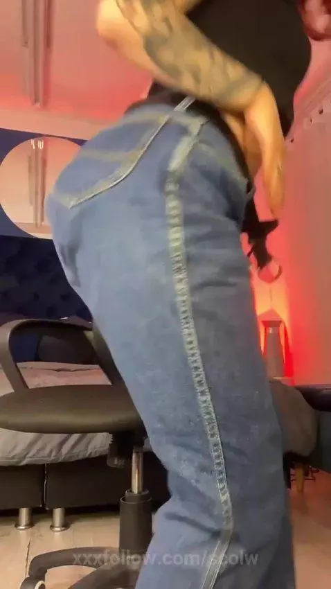 So horny today by scolw