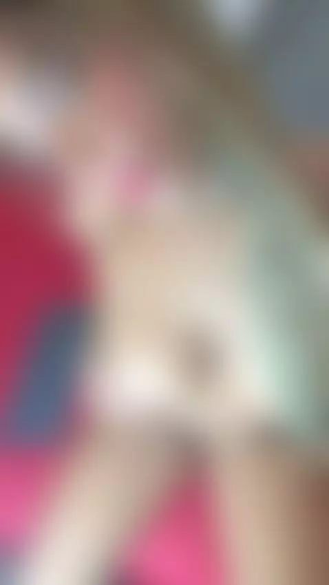 I WANNA BOUNCE MY ASS IN YOU BIG DICK by veronicalodge23