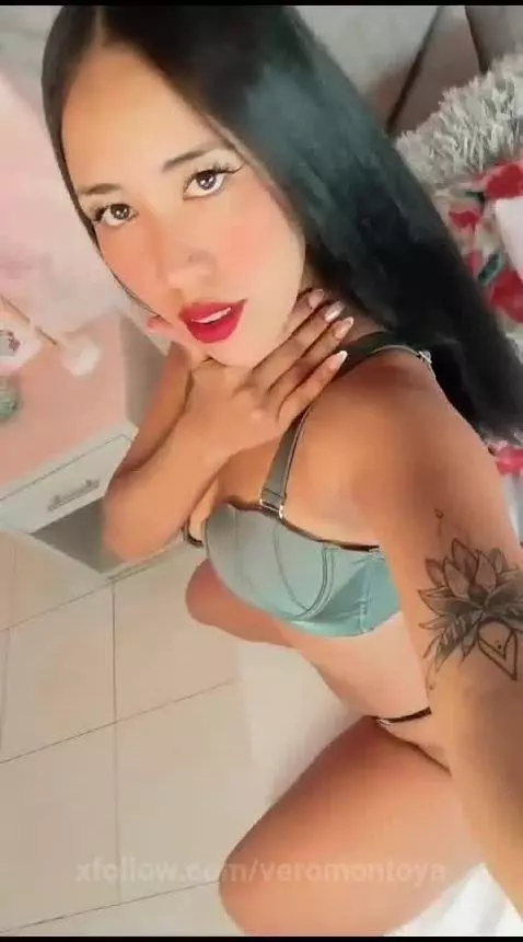 YOUR FAV CINNAMON ROLL IS HERE!🔥💦 by veromontoya