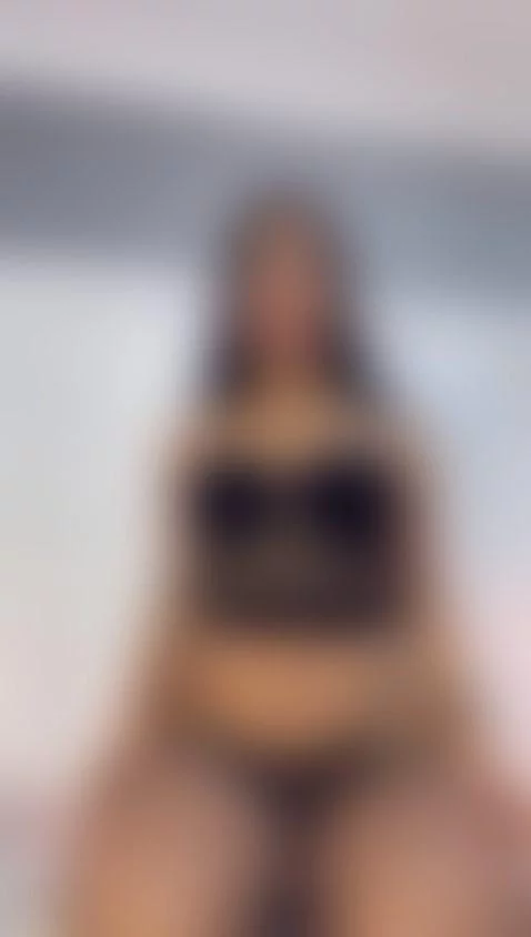 hey hey guys im so horny!! come and play with this hot and s... by veromontoya