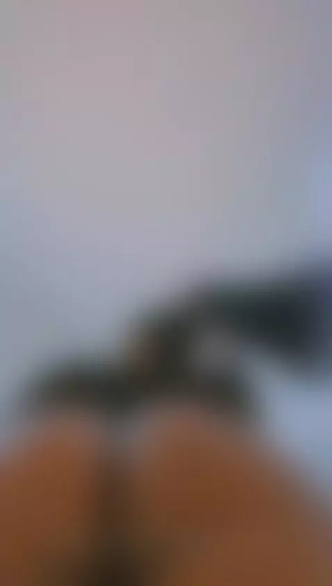 Me puedo sentar en tu carita?🍑🥹 by veromontoya