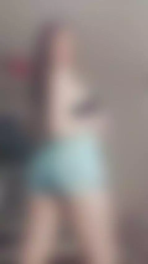 Girl with a Good Ass by latinahot37