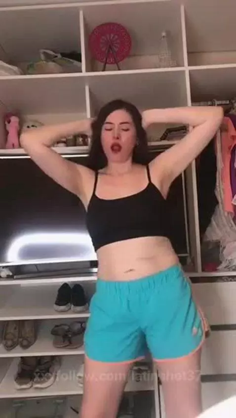 Cute Girl Dancing by latinahot37