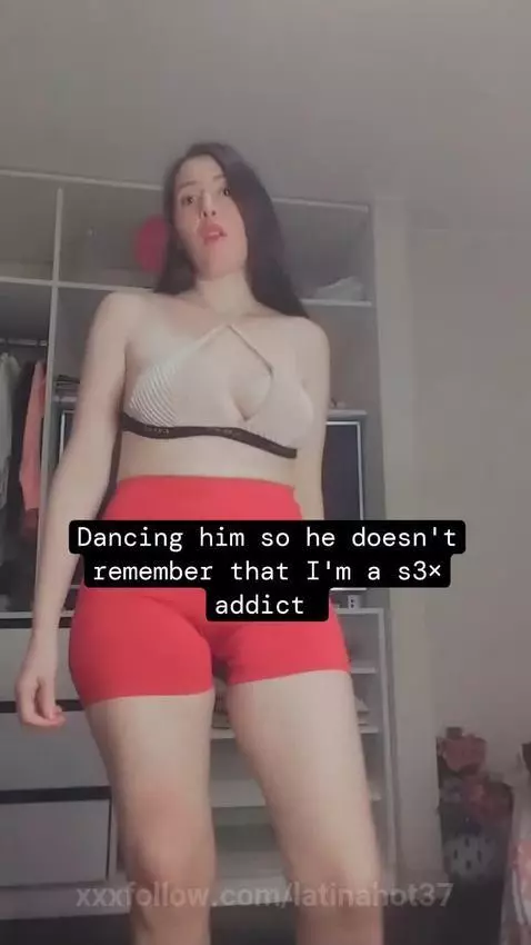 Pretty Gurl with Big Curves by latinahot37