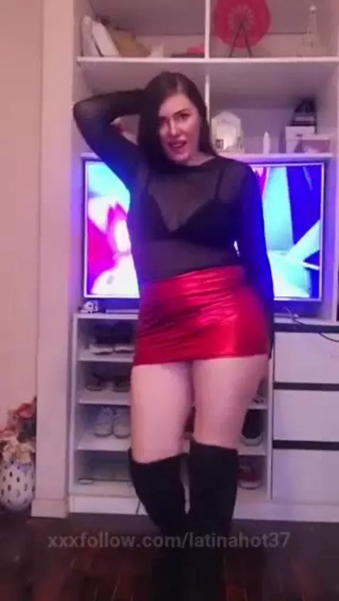 Sexy Girñ Dancing Hot by latinahot37