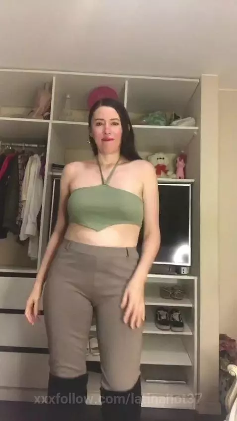 Pretty Girl Dancing by latinahot37