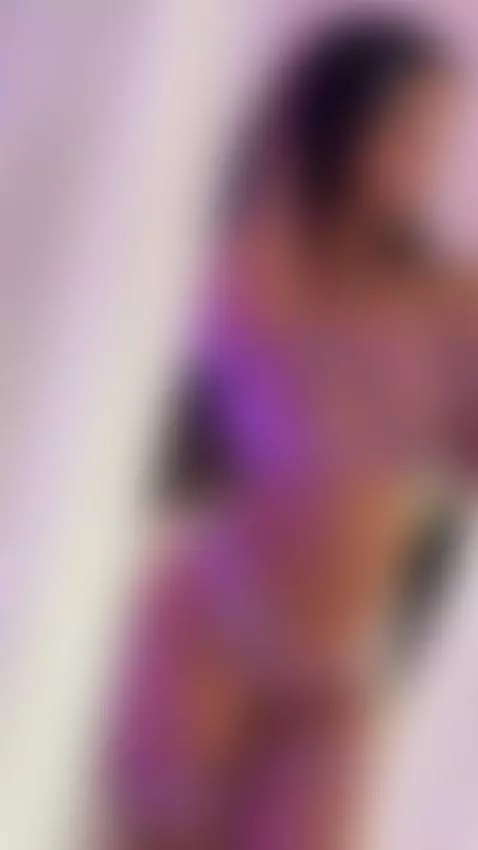 https://www.camsoda.com/veronicamartin  Squirt show by veronicamartin