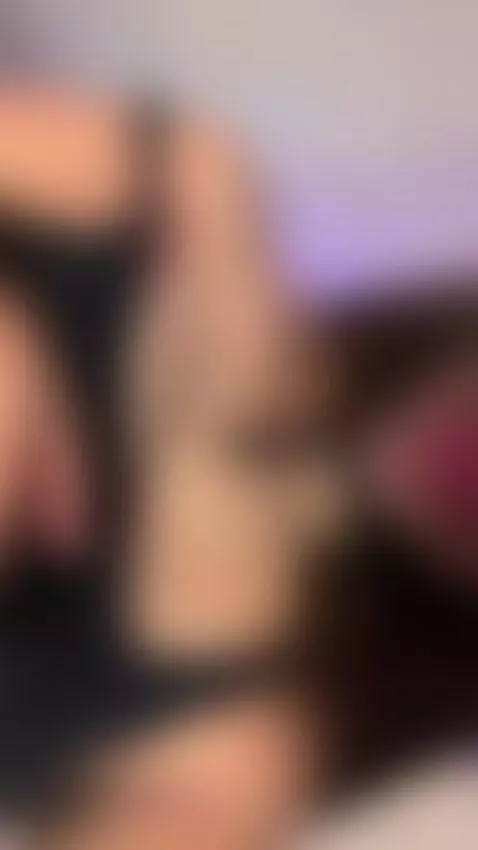 https://www.camsoda.com/veronicamartin?id=veronicamartin   O... by veronicamartin