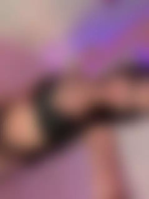 https://www.camsoda.com/veronicamartin?id=veronicamartin   🙂... by veronicamartin