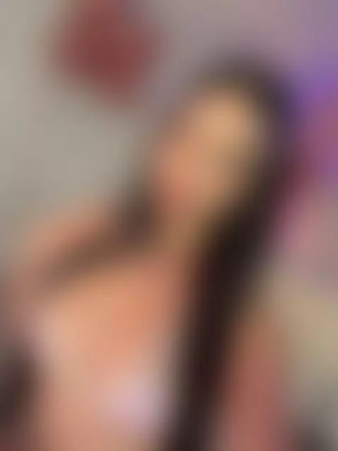 https://www.camsoda.com/veronicamartin?id=veronicamartin  my... by veronicamartin