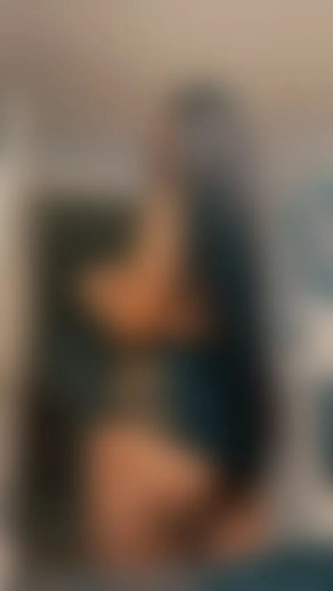 Cuban Girl with a Fatty Queen 👸 by lindaqueen91