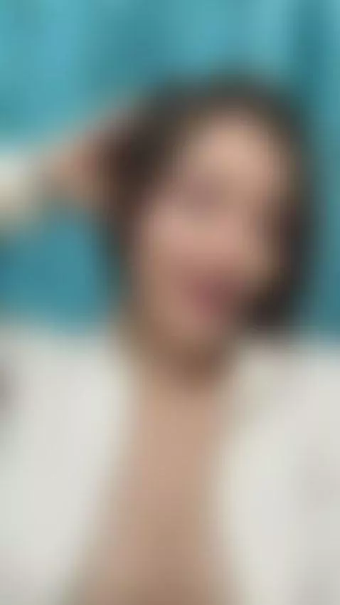 Perfect face to come in it by gia-ross