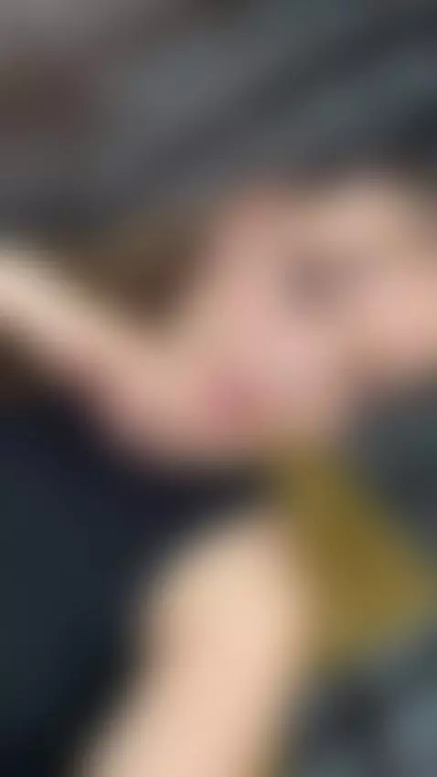 your sexy secretary by gia-ross