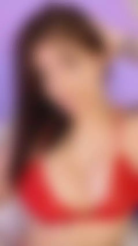 Innocent smile, wicked mind. by gia-ross