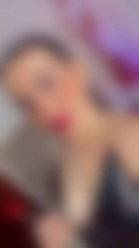 Online🔥 by miamartinn