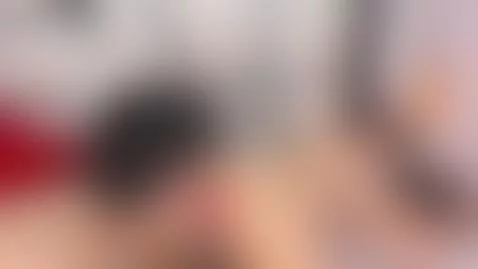 come play with my girl's pussy by alessamorelli