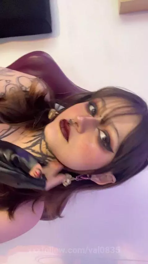 come hace fun with my body on latex by val0835