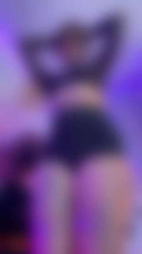 such a big ass i have wanna see it better? Come to my fansly... by val0835