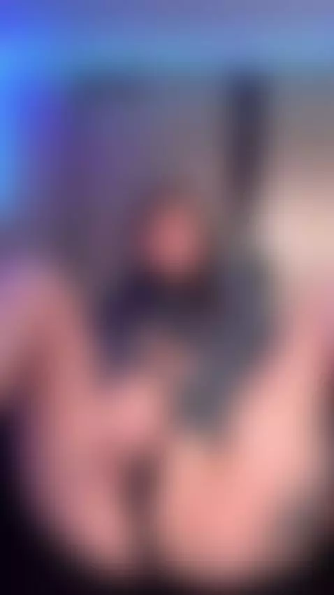 come enjoy in only and fansly my anal beads 8$ by val0835