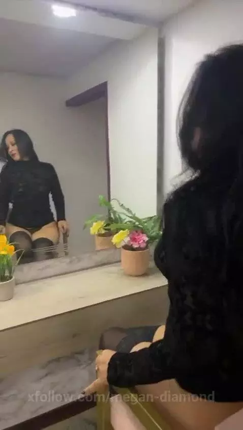 come taste me by megan-diamond